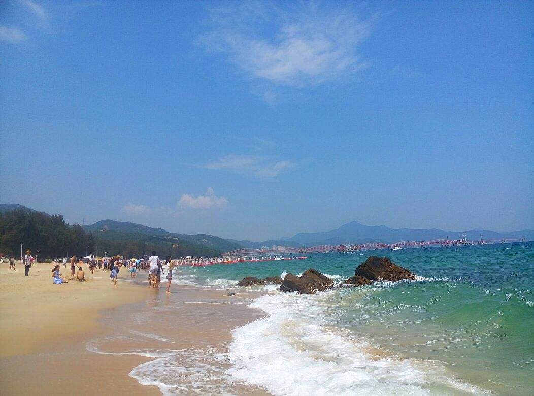 蔚蓝的大海金色的海滩不出国深圳玫瑰海岸也能玩出欧陆风情