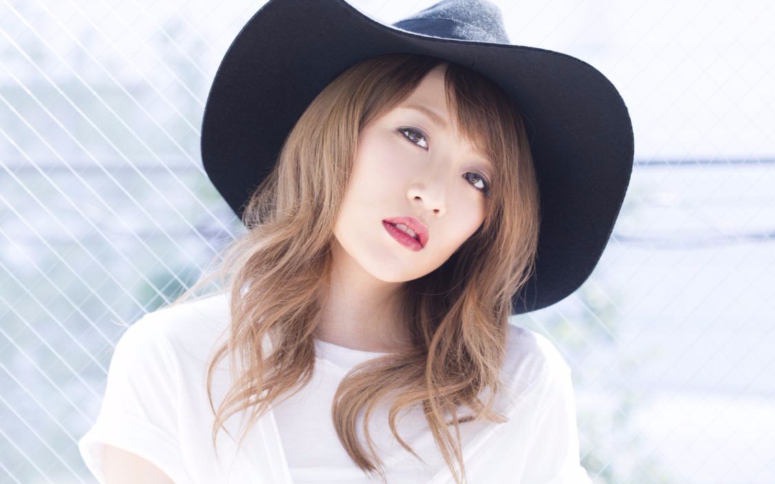 高桥南爆料婚后从未见过丈夫刷牙称其不爱洗澡,网友:你图他什么