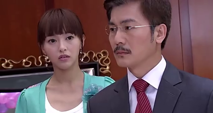 母又提出退婚,女孩母亲受不了打击 01:59 夏家三千金:真真皓天结婚