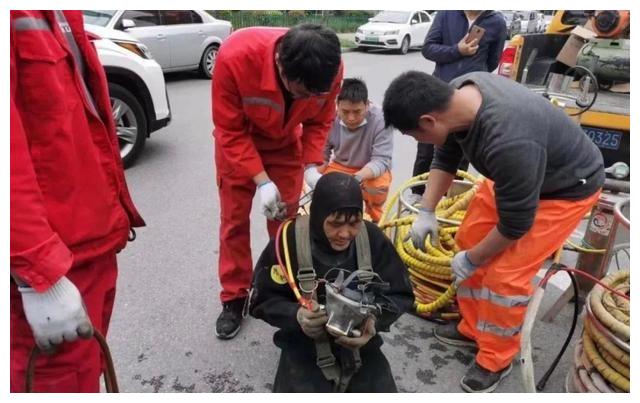 西安3岁男童掉下水道最新：男童的照片曝光，父母首次发声休闲区蓝鸢梦想 - Www.slyday.coM