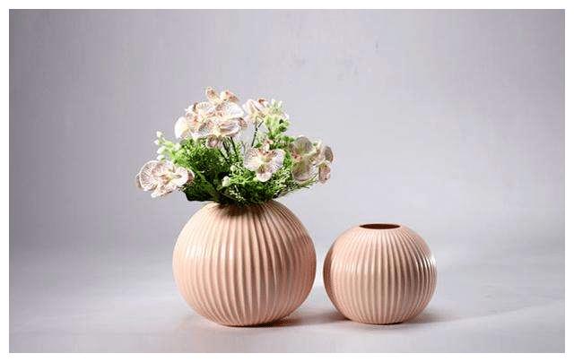 龙吟师傅教你如何去摆放花瓶 花瓶 龙吟 风水 新浪新闻