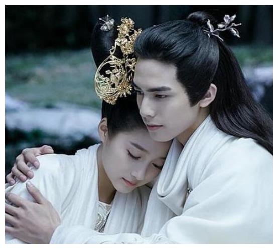 为何男明星不愿跟关晓彤拍吻戏,宋威龙一语道破,原来鹿晗没说谎