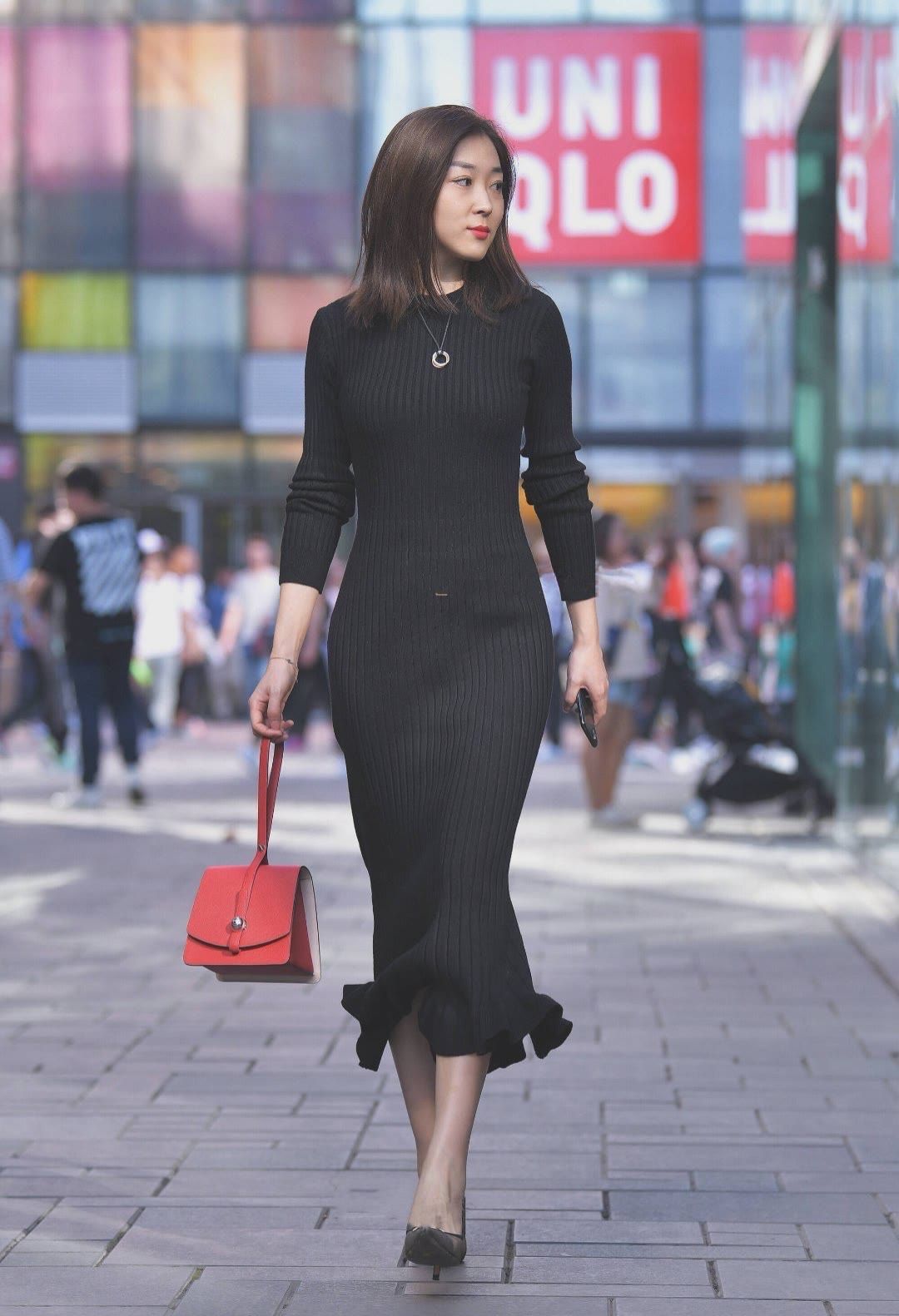 分享一组街拍美女,各种风格_高清图集_新浪网