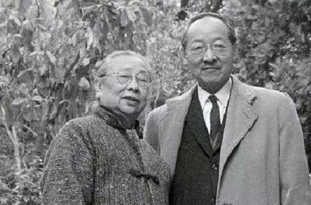 此人一生什么都敢“玩儿”,唯独不轻易玩弄爱情|赵元任|杨步伟|此人_新浪新闻