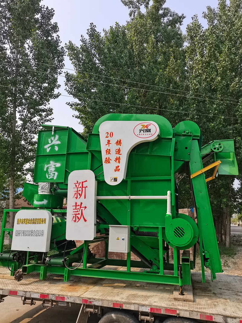 如何选择适合自己的花生摘果机