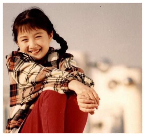 《只要你过得比我好》蒋小涵2020年8月,金铭已经40岁了,仍待字闺中.