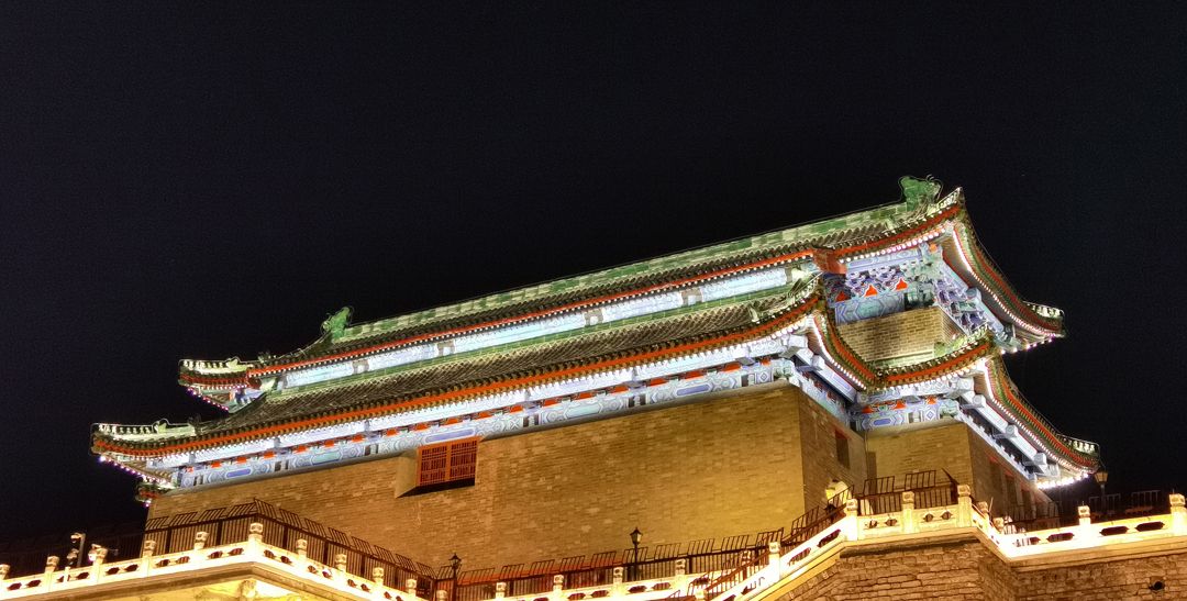 前门和箭楼城楼夜景灯光