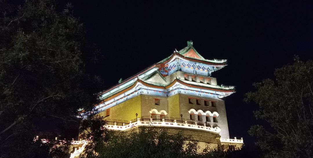 前门和箭楼城楼夜景灯光