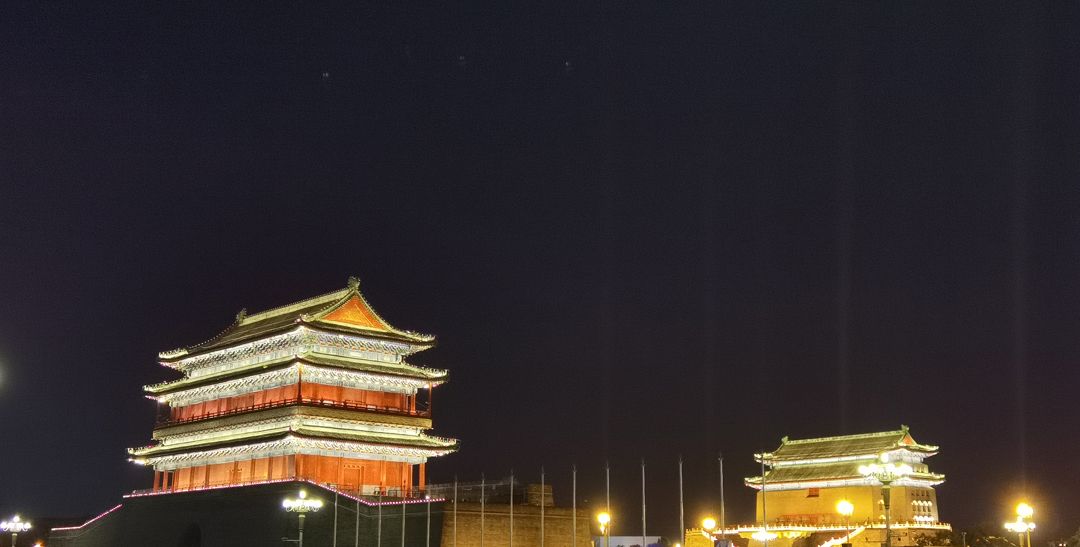 前门和箭楼城楼夜景灯光