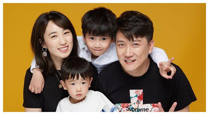 任东霖老婆是谁,李艳改名李依蔓两人因"偷菜"认识
