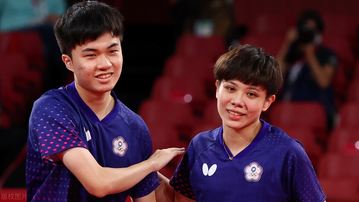 首位世界冠军出局!国乒单打9人被淘汰,刘国梁爱徒1:3华裔老将休闲区蓝鸢梦想 - Www.slyday.coM 首位世界冠军出局!国乒单打9人被淘汰,刘国梁爱徒1:3华裔老将休闲区蓝鸢梦想 - Www.slyday.coM