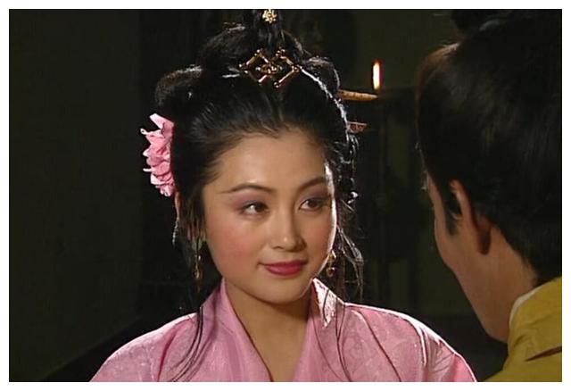 三国演义中吕布死后他的妻子女儿去哪了