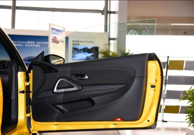 大众尚酷再次登场,百公里加速5.9秒,20万起配无框车门