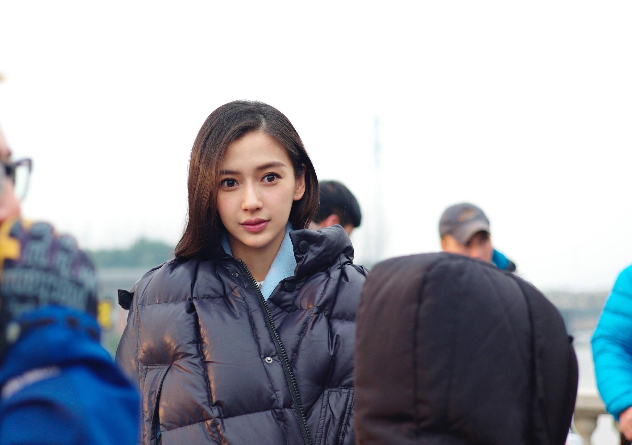 杨颖饰演的贝微微,《微微一笑很倾城》