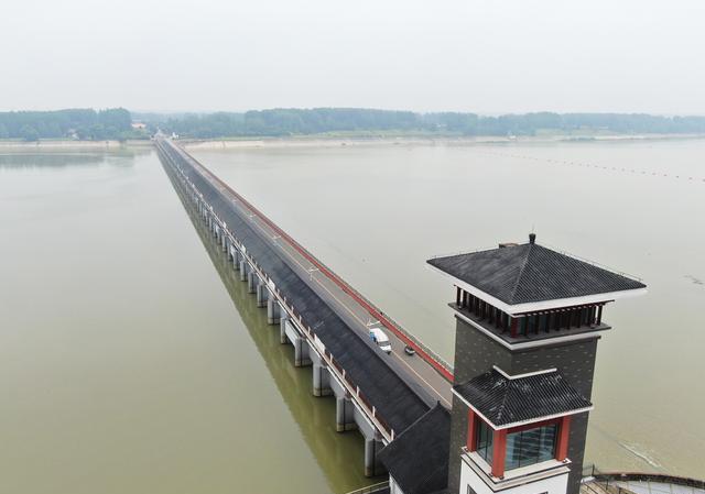 航拍淮安三河闸气势恢宏