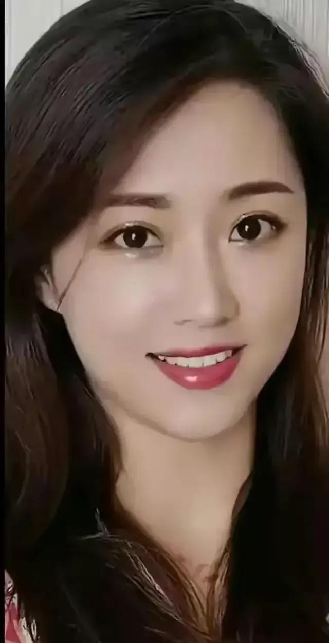 三妮阿姨被称为山东第一美女其颜值担当确实是当之无愧