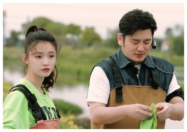 林允才是真正的"初恋脸",和钱枫同框录节目,怎么看都有cp感