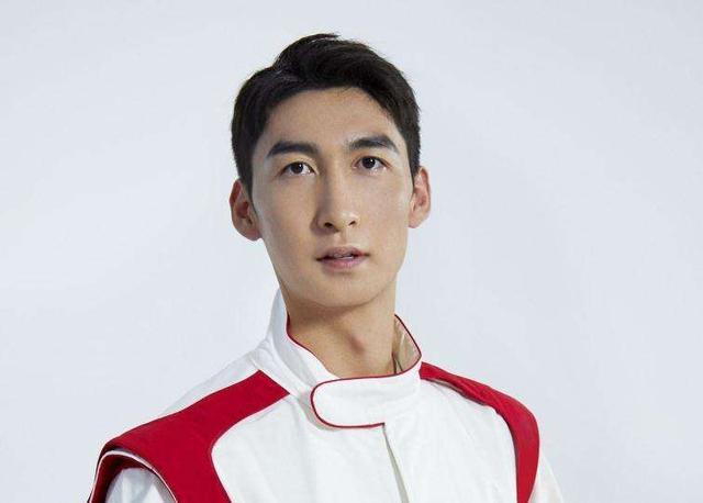 中国队夺得冬奥首金，<a href=