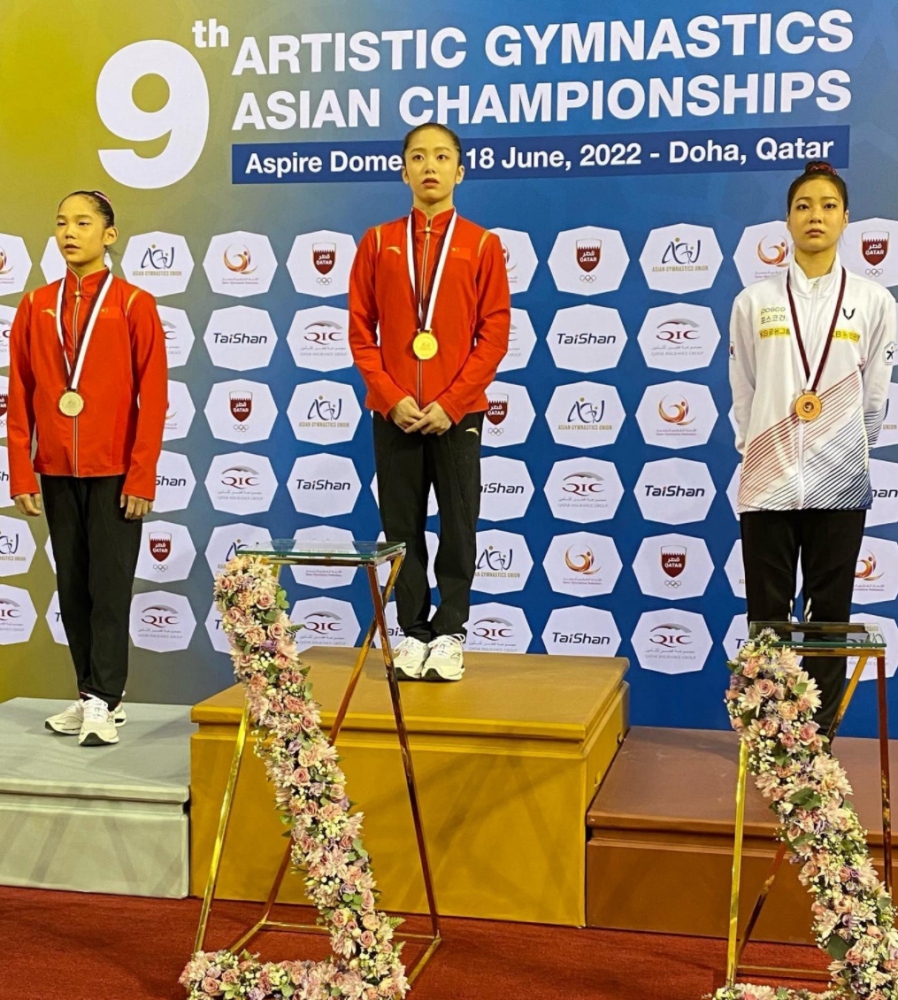 恭喜!17岁体操女神再夺冠,中国队2日狂拿6金锁定第1休闲区蓝鸢梦想 - Www.slyday.coM 恭喜!17岁体操女神再夺冠,中国队2日狂拿6金锁定第1休闲区蓝鸢梦想 - Www.slyday.coM