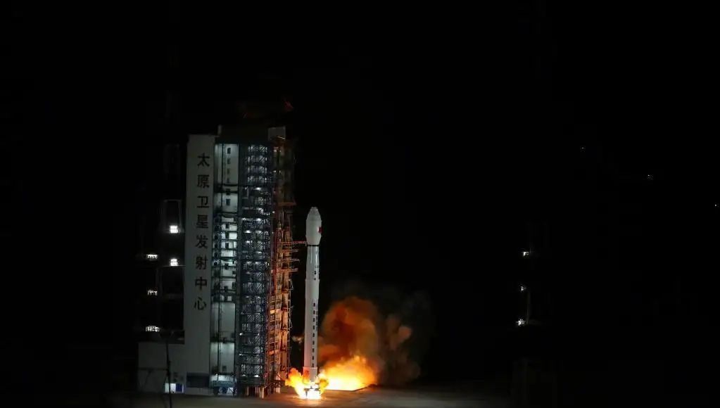 凌晨我国又成功将一颗卫星送入太空！此次任务是…休闲区蓝鸢梦想 - Www.slyday.coM