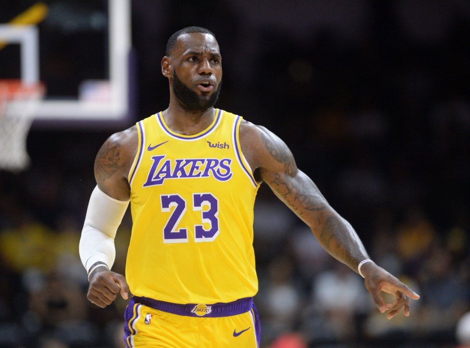 统治力下滑？美媒预测联盟前十巨星，詹姆斯已经跌出了前五行列休闲区蓝鸢梦想 - Www.slyday.coM