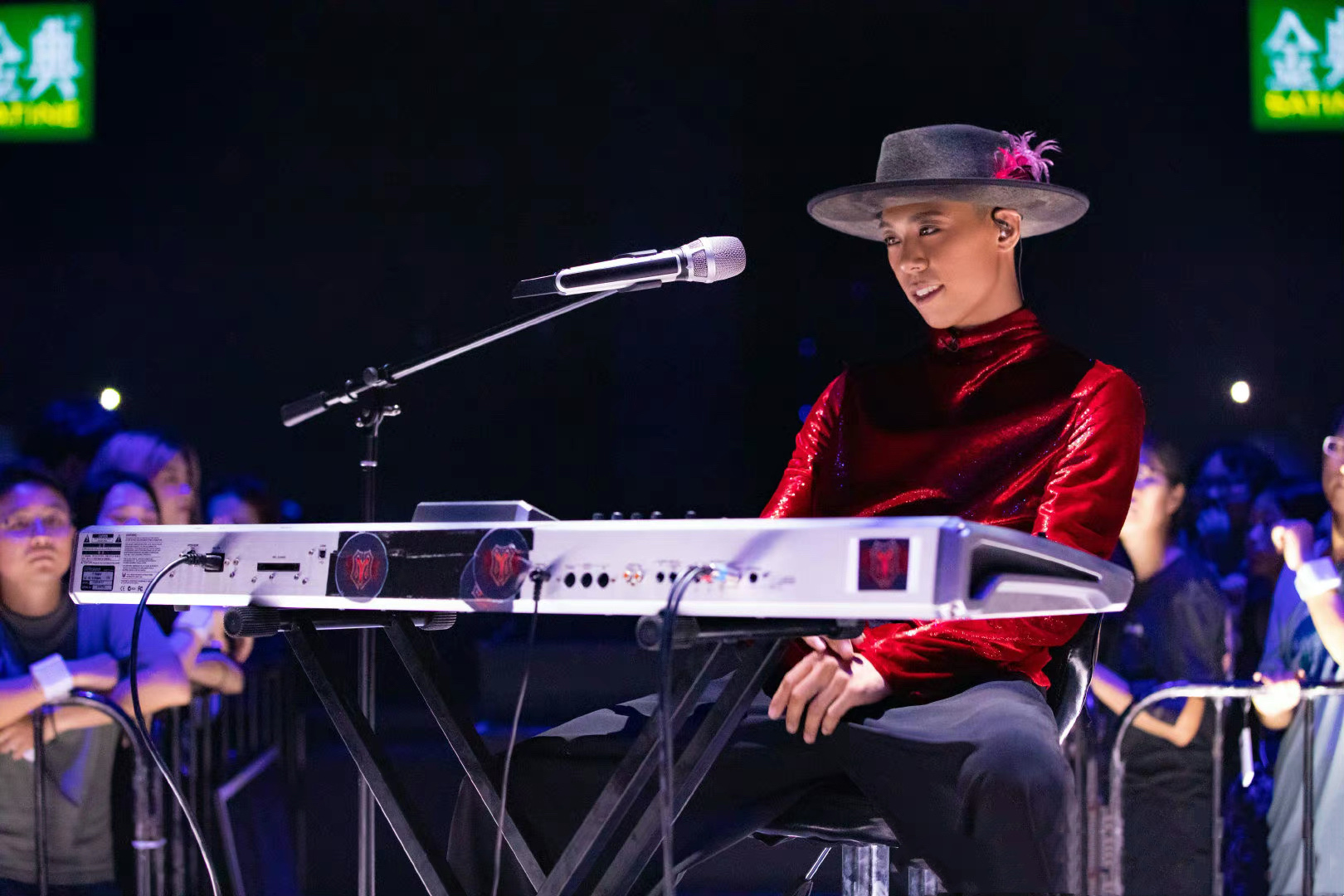 ricky瑞奇参加披荆斩棘的哥哥摇滚风范开启热血蜕变之旅