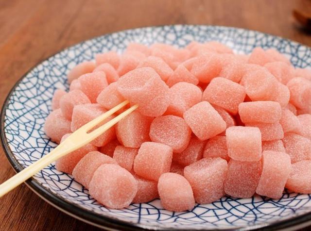 橘皮以后千万不要扔,做成好吃的橘红糕,清香软糯,孩子最爱吃