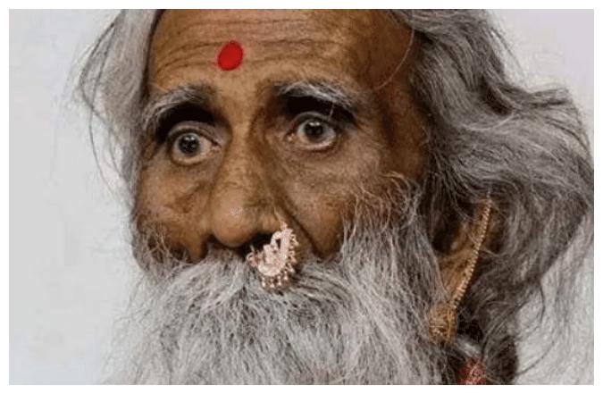 印度男子苦修,从13岁开始不吃不喝不排泄,现在还活着吗