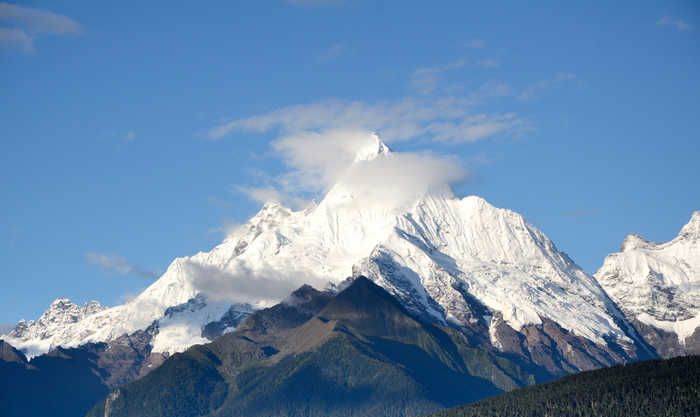 云南省第一高峰,世界最美雪山之一——梅里雪山_高清图集_新浪网