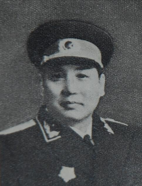 他曾是国民党一名军医,后被我军俘虏,建国后没想到当了部长休闲区蓝鸢梦想 - Www.slyday.coM 他曾是国民党一名军医,后被我军俘虏,建国后没想到当了部长休闲区蓝鸢梦想 - Www.slyday.coM