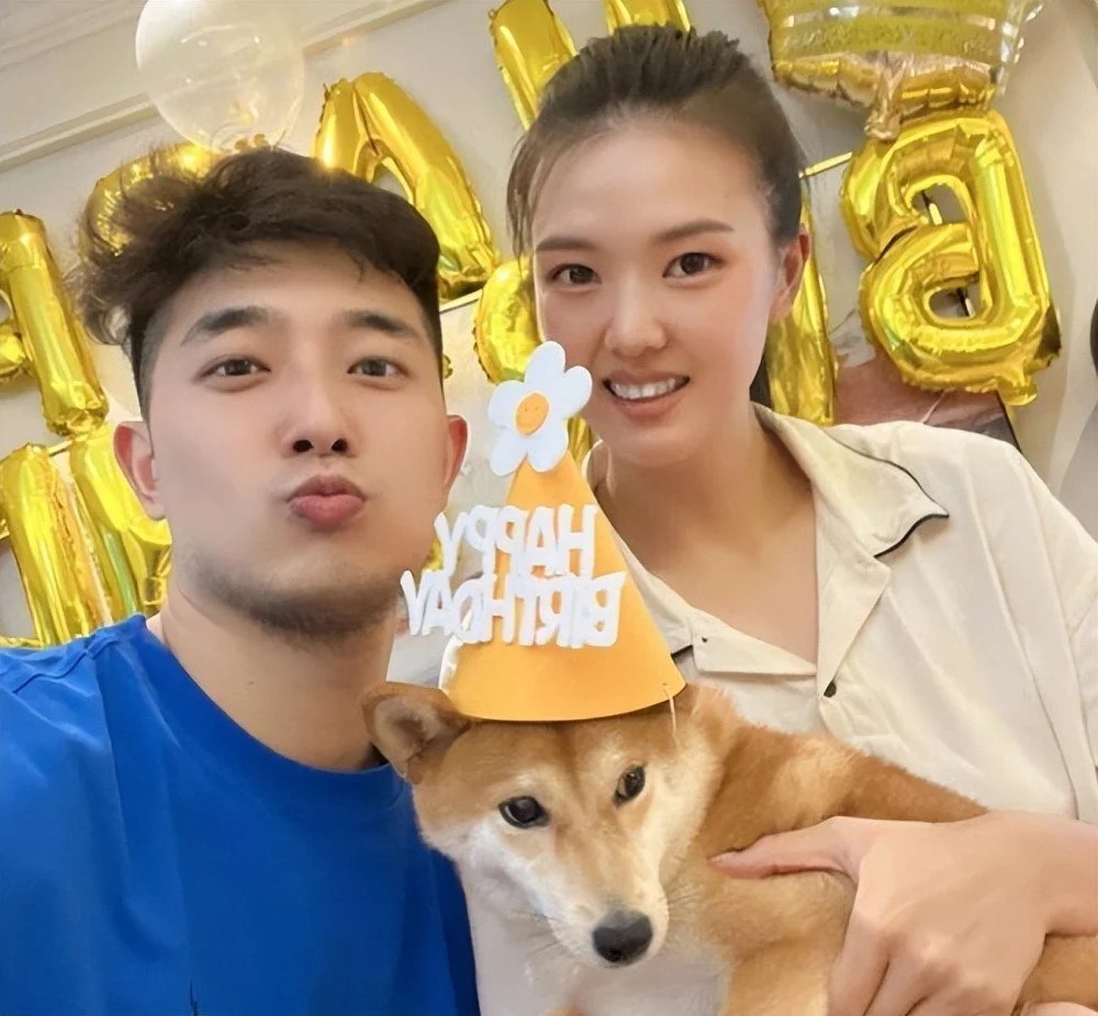 张常宁走出悲伤!携手丈夫参加幸福四重奏!退出排球开始新的人生