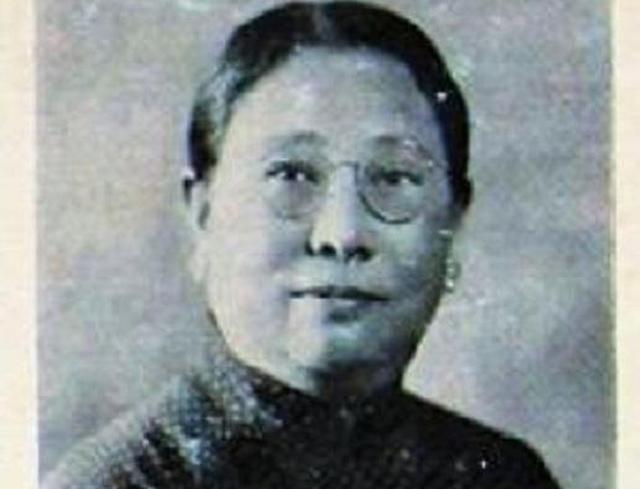 此人一生什么都敢“玩儿”,唯独不轻易玩弄爱情|赵元任|杨步伟|此人_新浪新闻