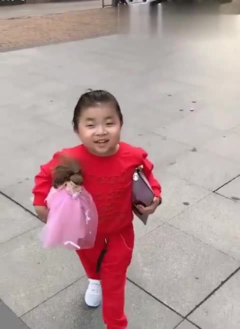 李欣蕊这东北娃老可爱了化着妆问约么哈哈
