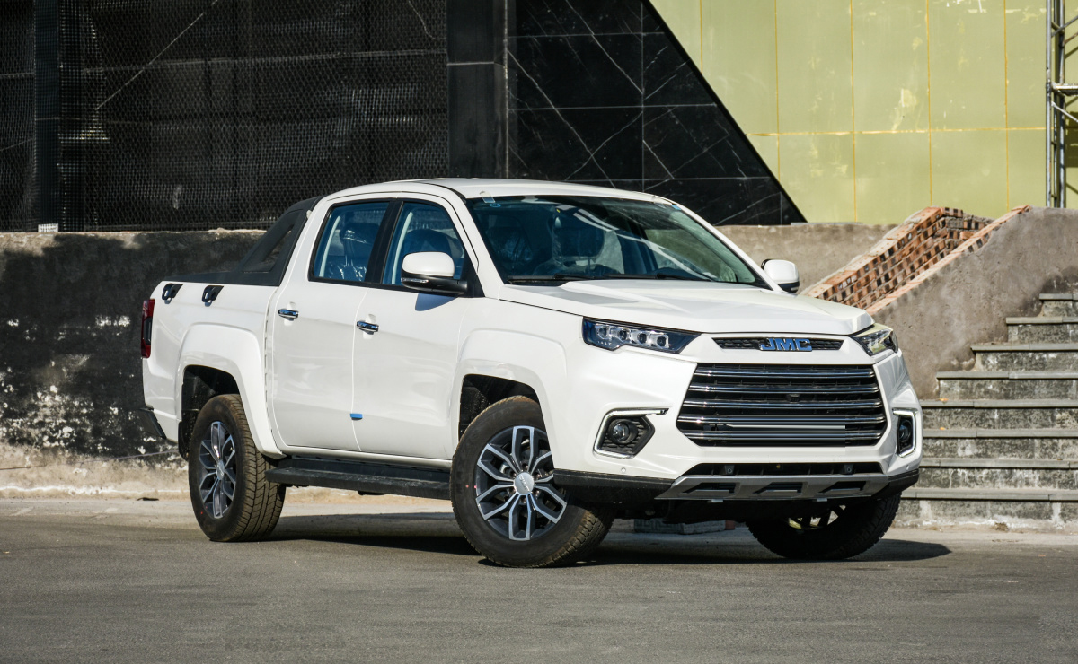 新款江铃域虎9上市售1488万元起