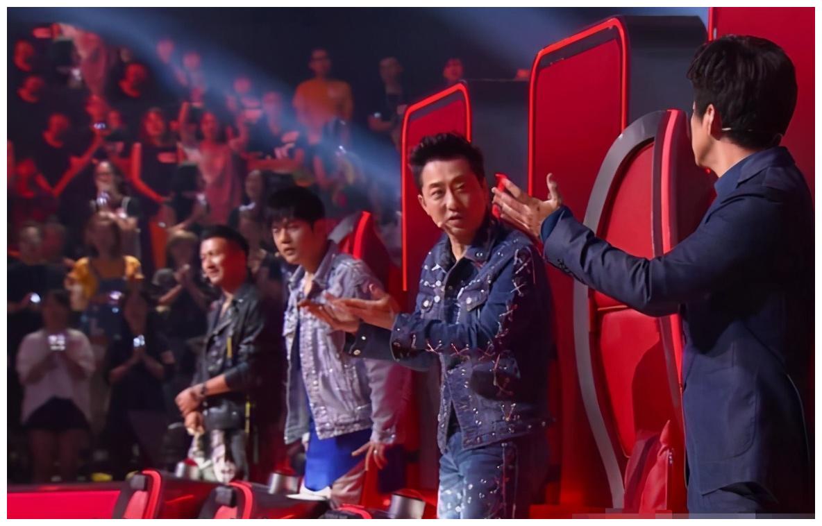 他74岁参加中国好声音,4位导师无一转身,庾澄庆我们不配