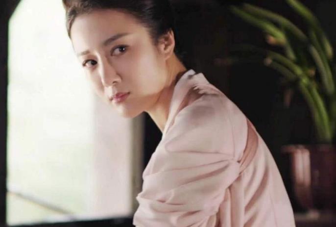 《知否》原著:余嫣红嫁给顾廷烨并不幸福,因偷情怀孕,堕胎致死