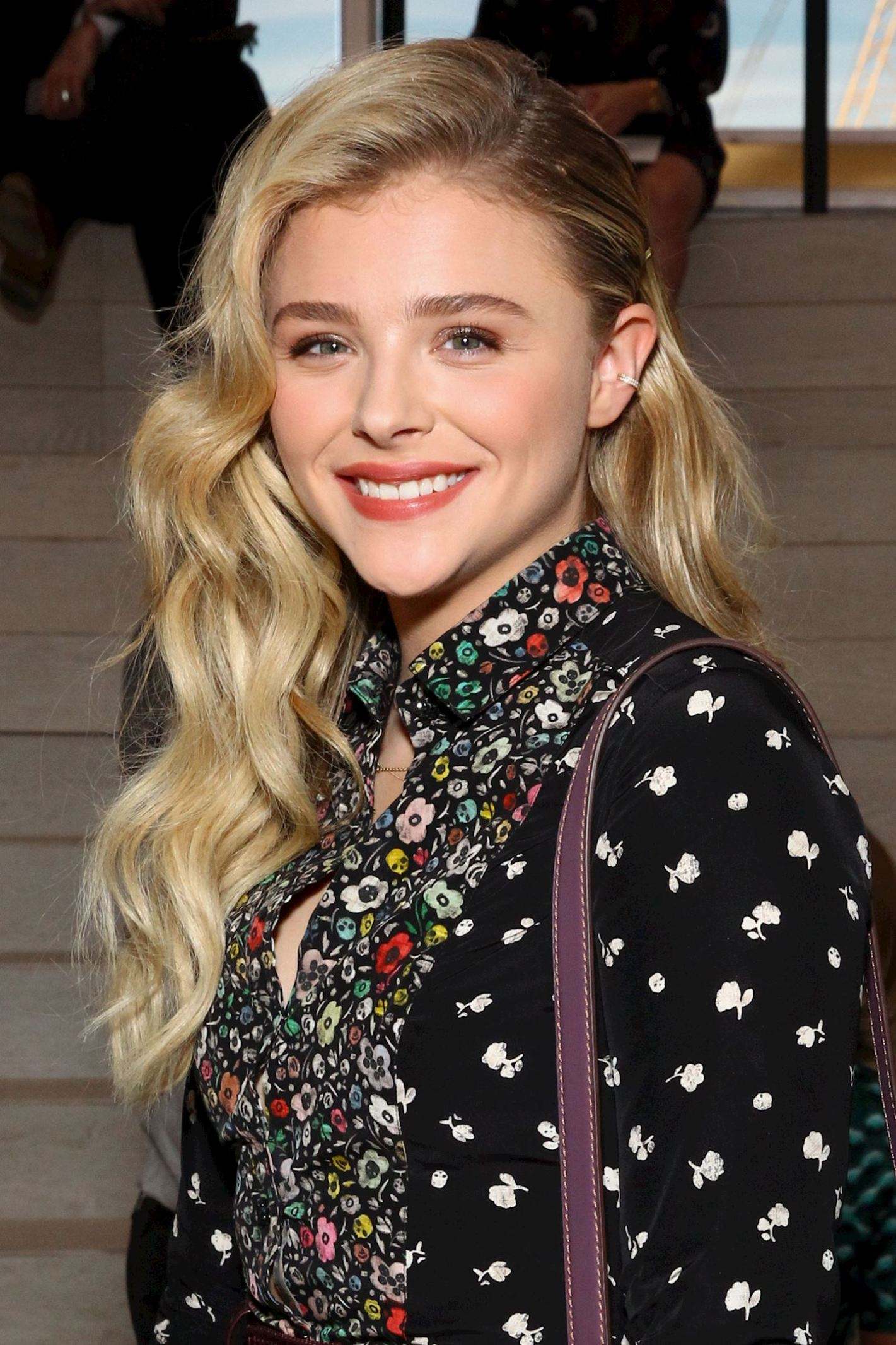 科洛格蕾斯莫瑞兹01