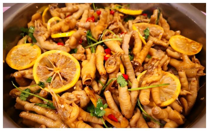 天气太热做盘柠檬鸡爪酸辣开胃越吃越上瘾分享详细做法