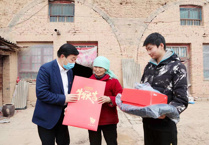 肖征把大唐深情送到人民的心坎上