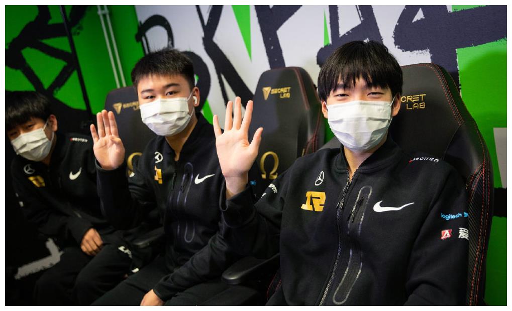 Psg爆冷赢下rng Cryin发挥低迷粉丝呼唤左手进队 财经头条 Psg爆冷赢下rng Cryin发挥低迷粉丝呼唤左手进队 财经头条