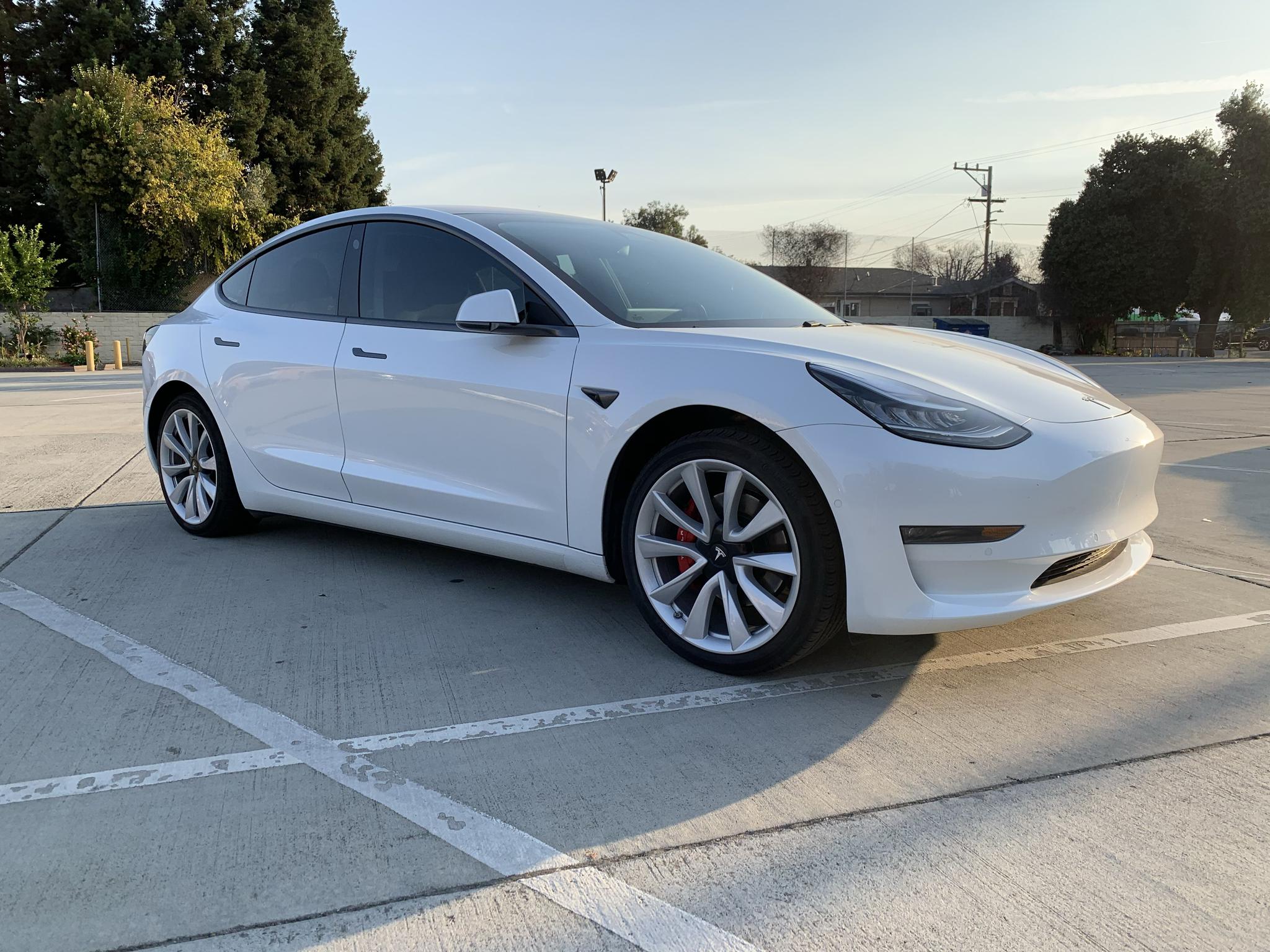 长续航版国产特斯拉model 3什么时候会降价?