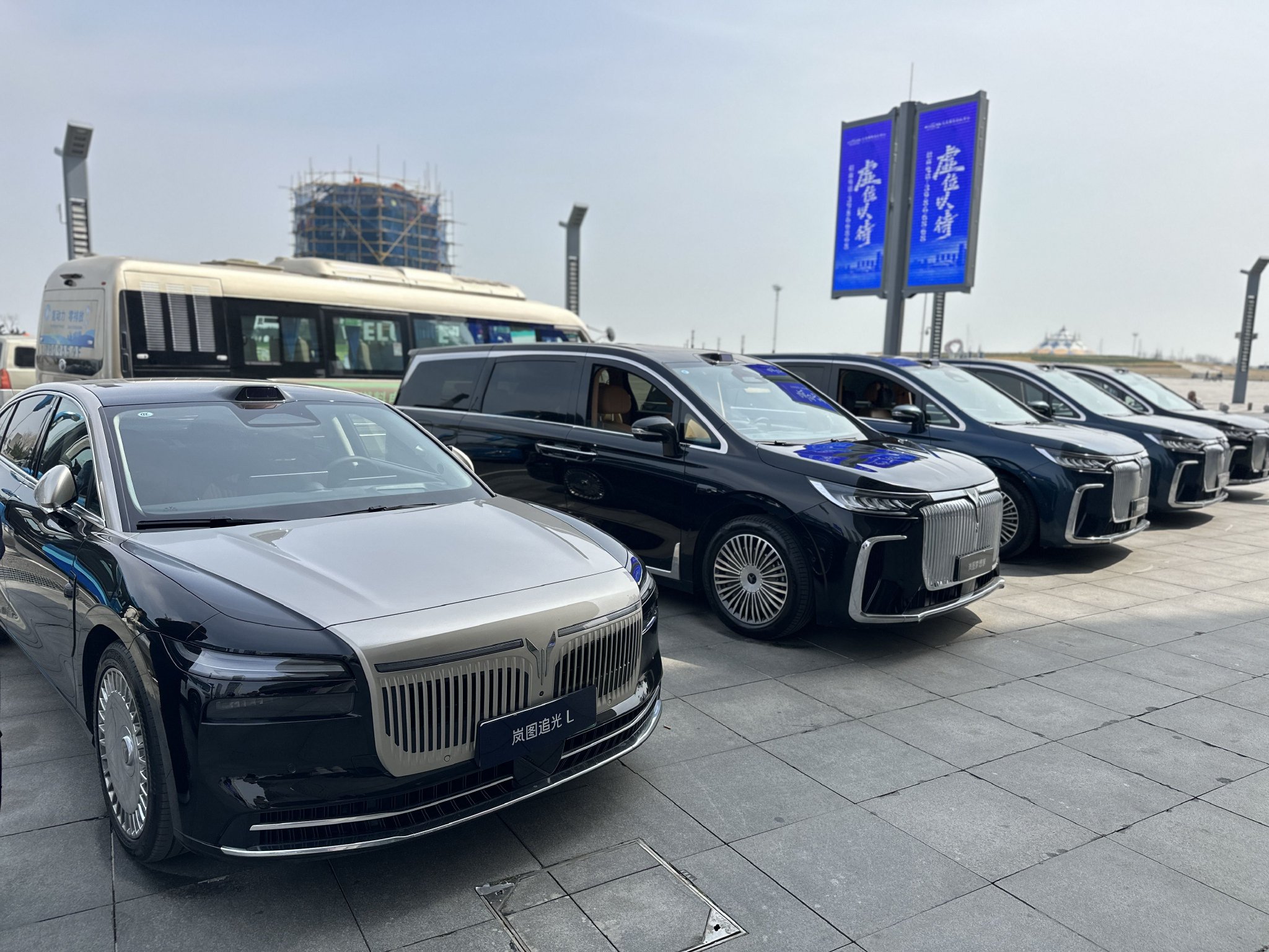 2026大连夏季达沃斯论坛用车突出绿色化、前沿技术示范