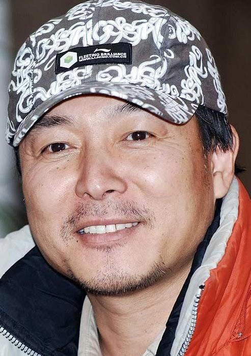 知名演员谢园突然去世,年仅61岁,曾有两段婚姻,却一生无儿无女