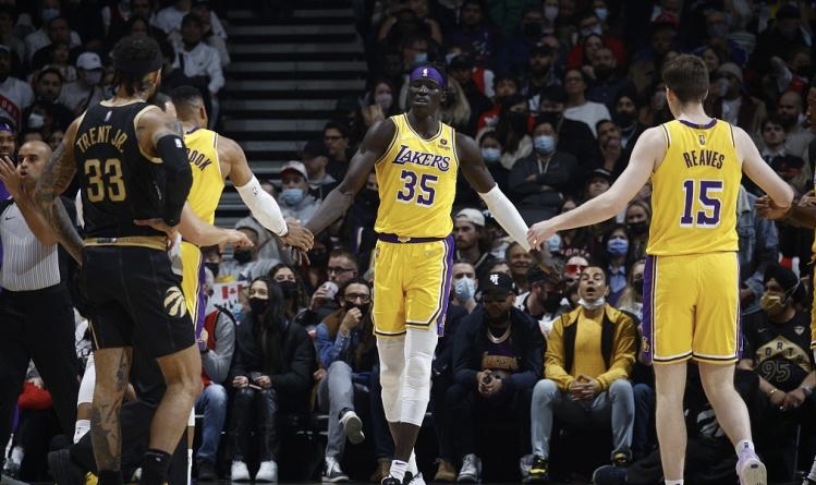 拒绝29队,只愿加盟湖人!你值得詹姆斯盛赞,两点提升助你拿高薪休闲区蓝鸢梦想 - Www.slyday.coM 拒绝29队,只愿加盟湖人!你值得詹姆斯盛赞,两点提升助你拿高薪休闲区蓝鸢梦想 - Www.slyday.coM