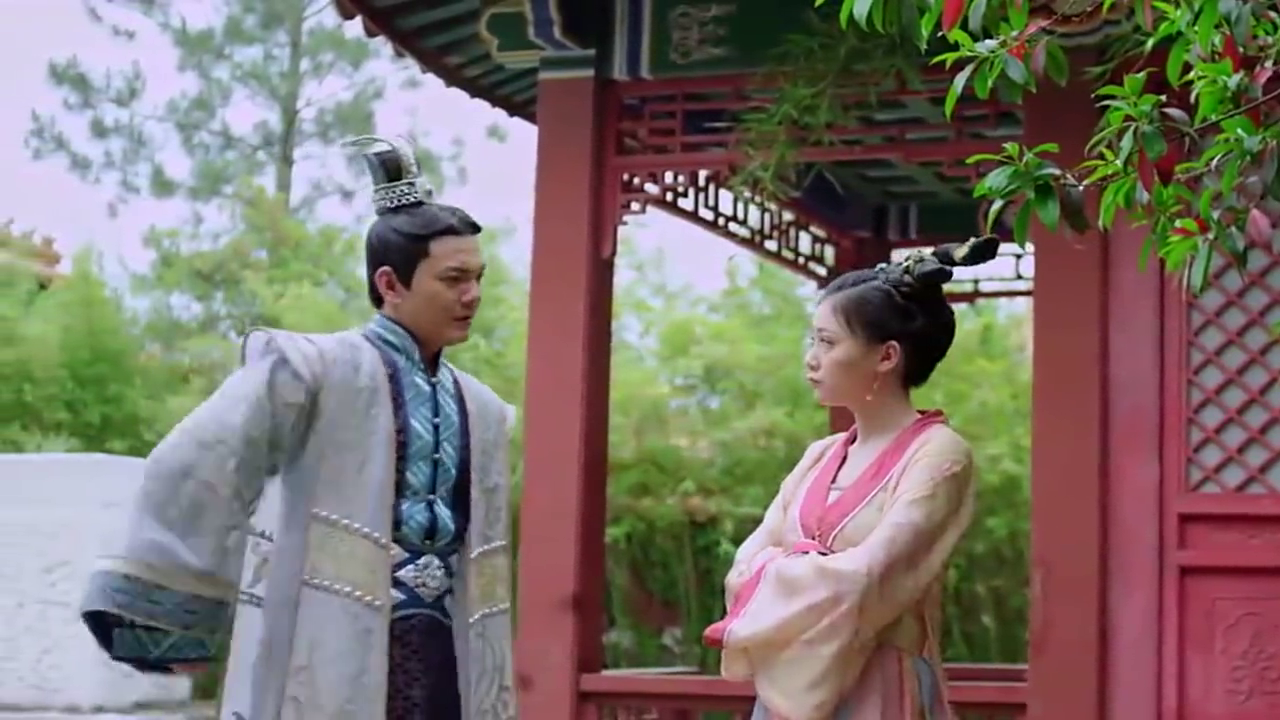 特战王妃:女特种兵穿越到古代, 给太子现场演示现代兵器