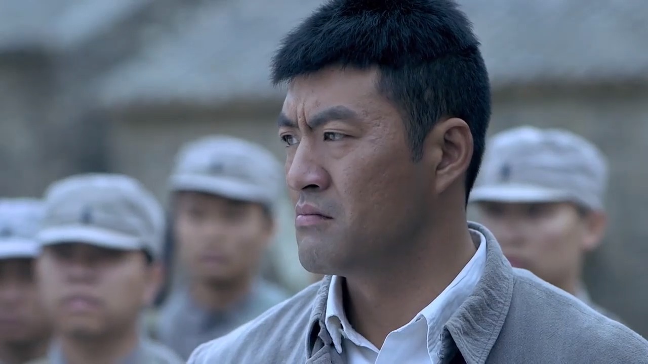 雪豹:新兵太狂妄,不服管教对上级大打出手,一脸高高在上!