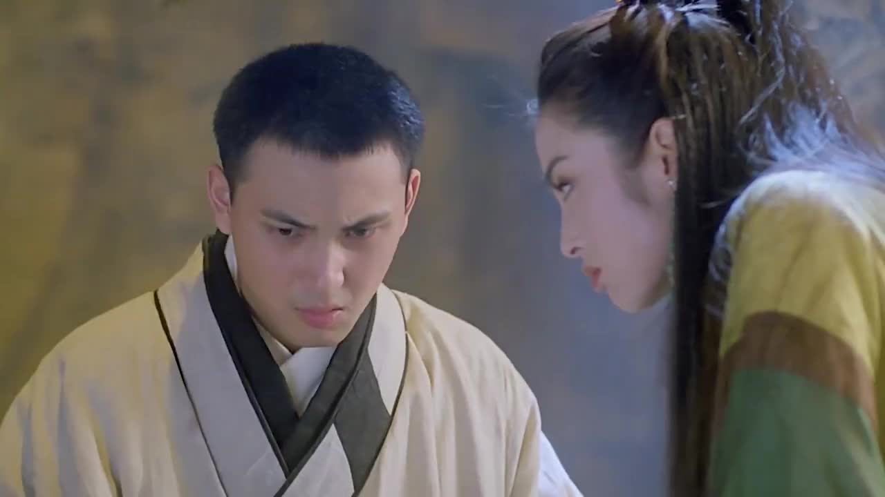 巫行云受伤后就会返老还童,简直开挂一般,太秀了