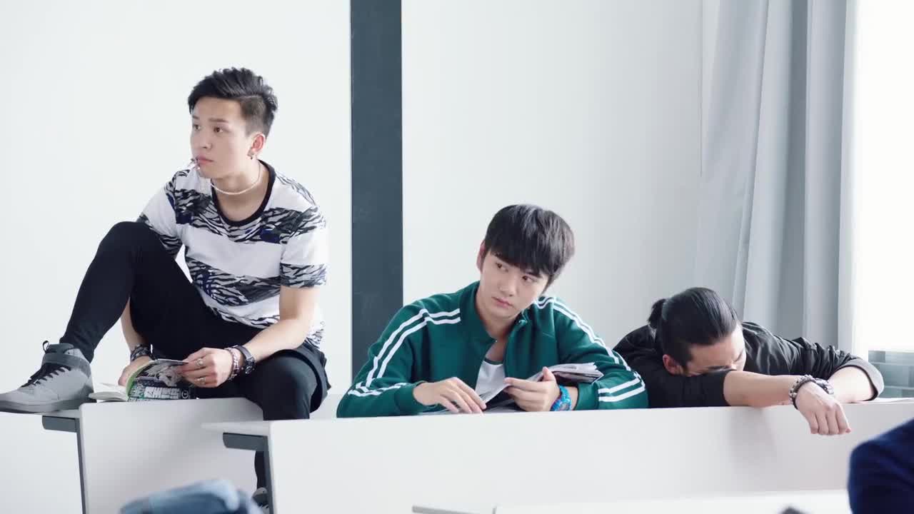 班长殿下:年年变超美看呆众人