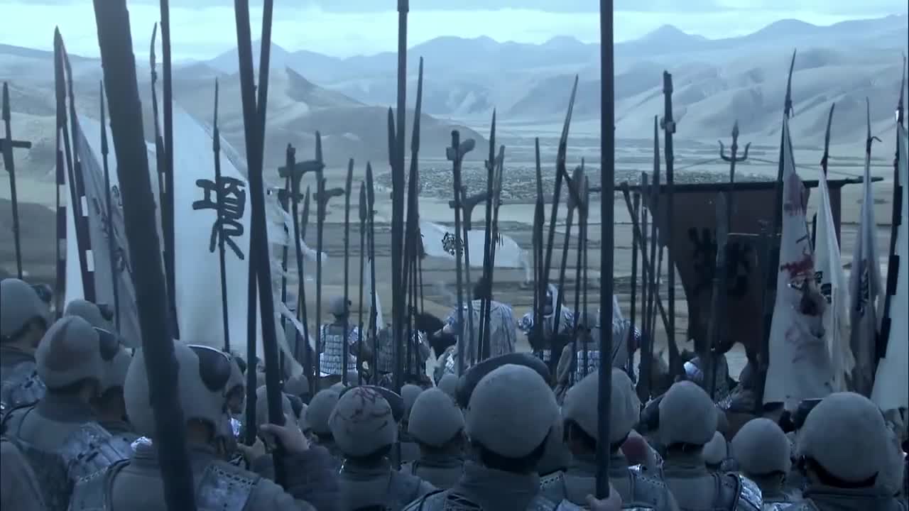 楚汉传奇:联军士气低落,项羽认定秦军轻视,令英布进攻甬道