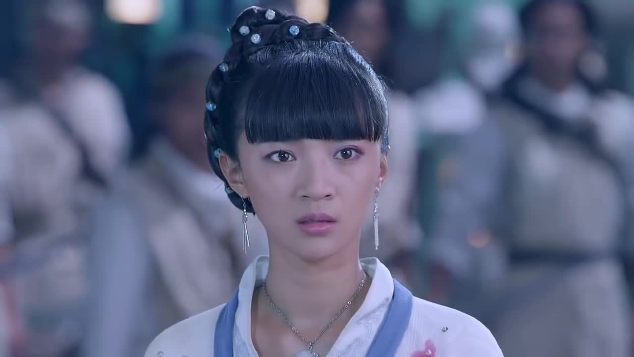 新侠客行:小乞丐对战白万剑,金乌刀法和雪山剑法的对决,精彩!